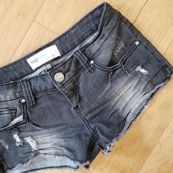 RSQ Shorts Rsq Short Jean Juniors Size 7 Black Denim Cut Off Poshmark